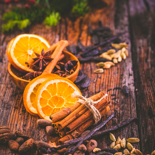 Cinnamon & Spice - Travel Tin Candle